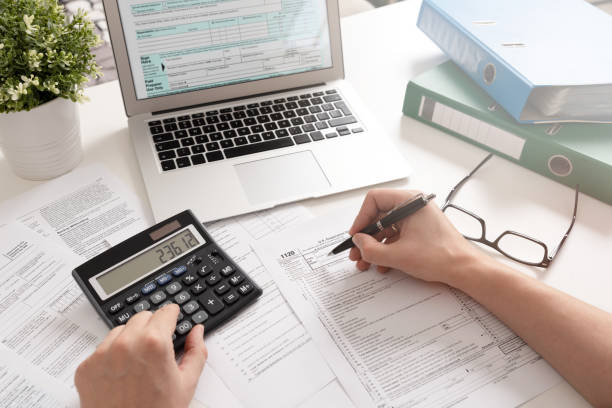 Finance vs. Accounting: What’s the Difference?